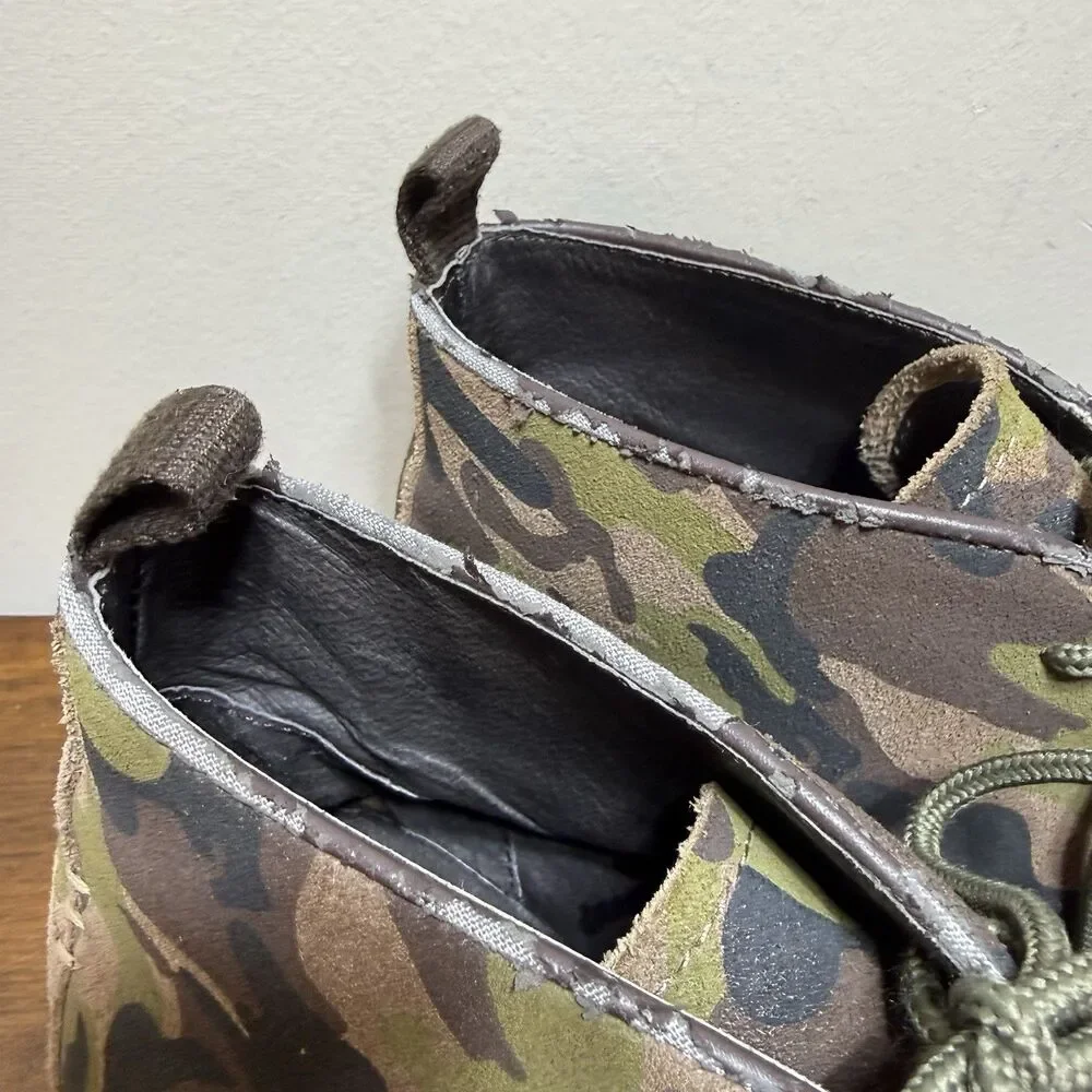 Men's GRAY Saks Fifth Avenue Suede Lace Up Camo Dress Boots Size 8M